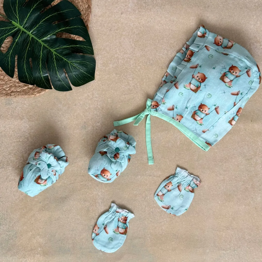 Bear Pops - Muslin Cap, Mittens and Booties