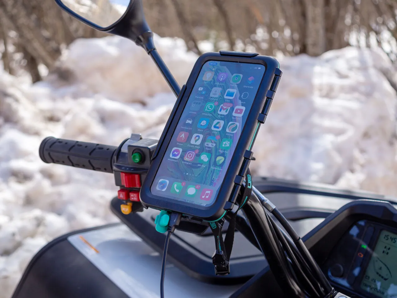 Universal Fit Smartphone - Tough Waterproof Motorcycle Mount Phone Case Kits